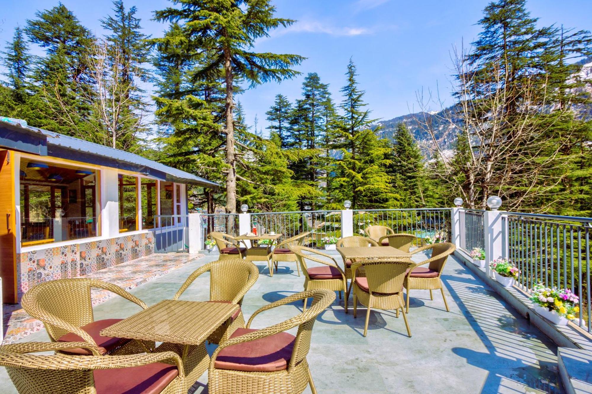 Hotel Greenfields Manāli Esterno foto